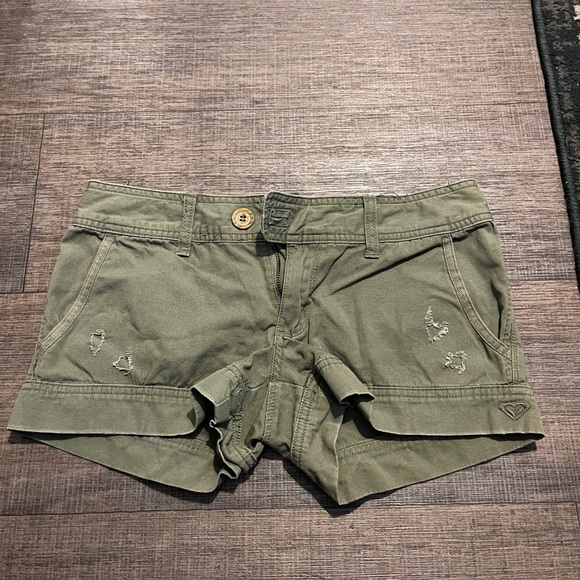 Roxy shorts - Picture 1 of 3